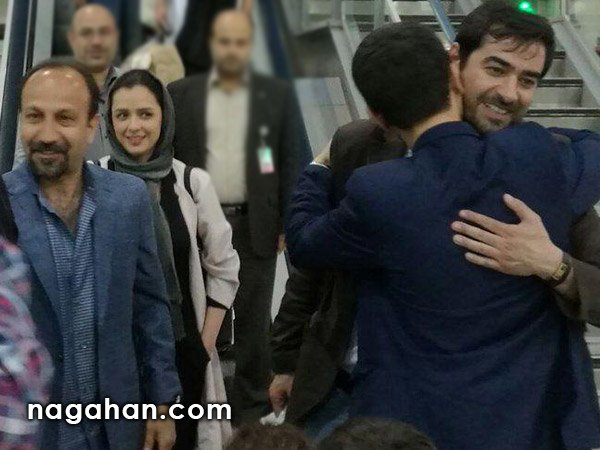 فیلم استقبال عجیب از اصغر فرهادی، ترانه علیدوستی و شهاب حسینی در فرودگاه امام خمینی