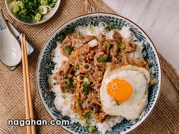 گیودون : کاسه ی برنج و گوشت ژاپنی