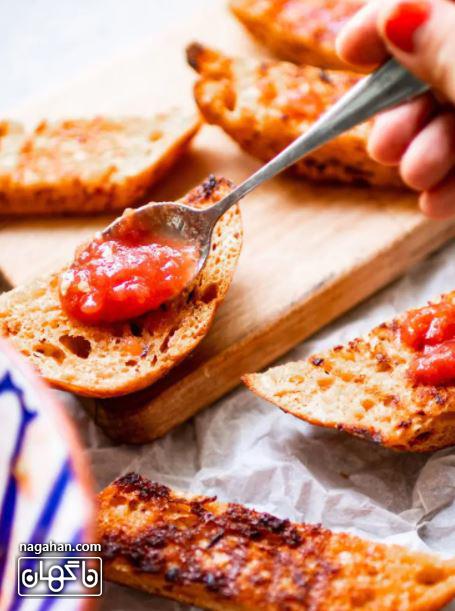 آموزش تصویری و گام به گام نان تست اسپانیایی با گوجه فرنگی
